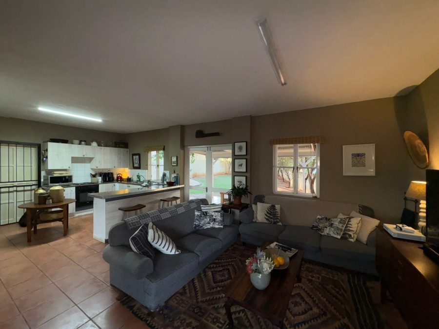 2 Bedroom Property for Sale in Waterval East North West